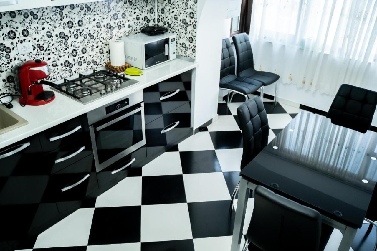 グラ・フモアルルイApartament Luxuryアパートメント エクステリア 写真