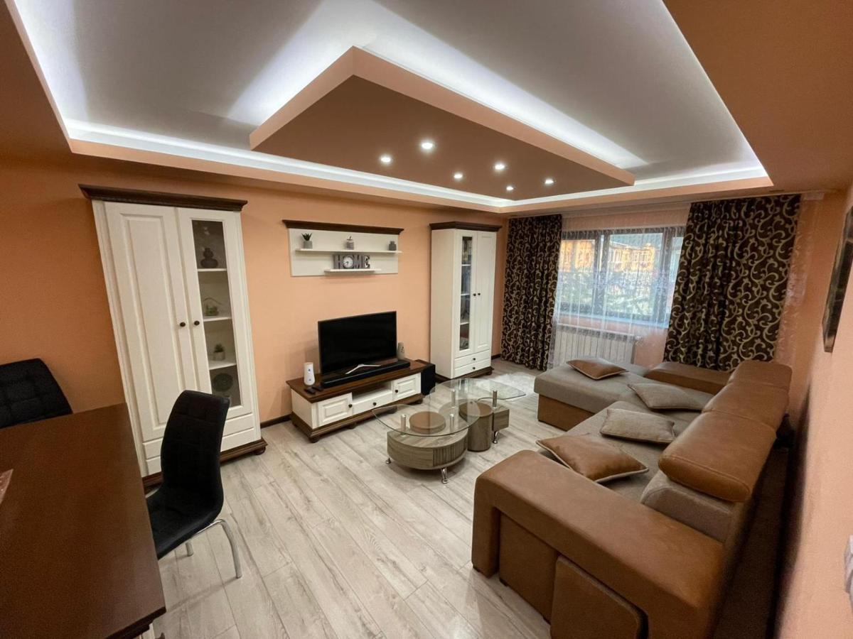グラ・フモアルルイApartament Luxuryアパートメント エクステリア 写真